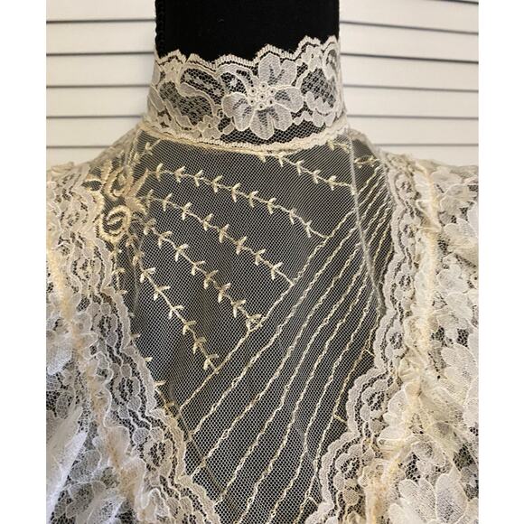 Vintage 1970s Victorian Look Lace‎ Blouse - Picture 4 of 8